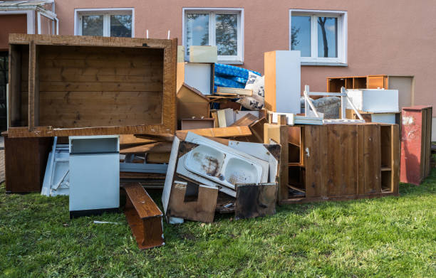 Best Attic Cleanout  in Toppenish, WA